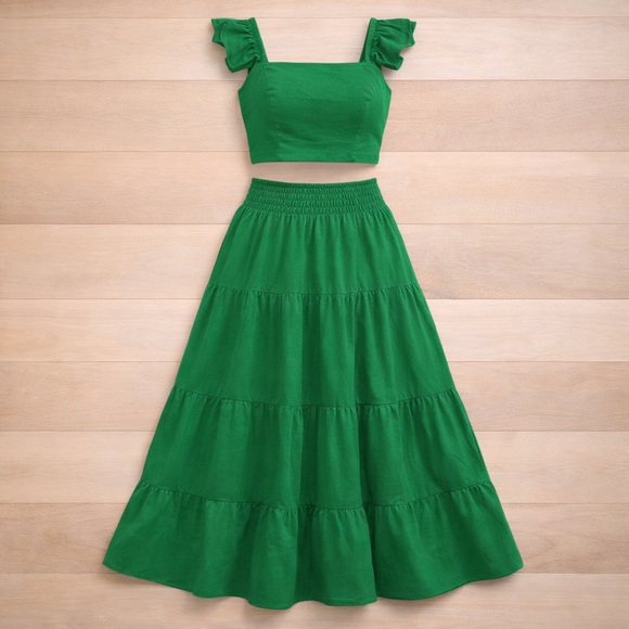 SHEIN Dresses & Skirts - SHEIN Vibrant Green Skirt Set